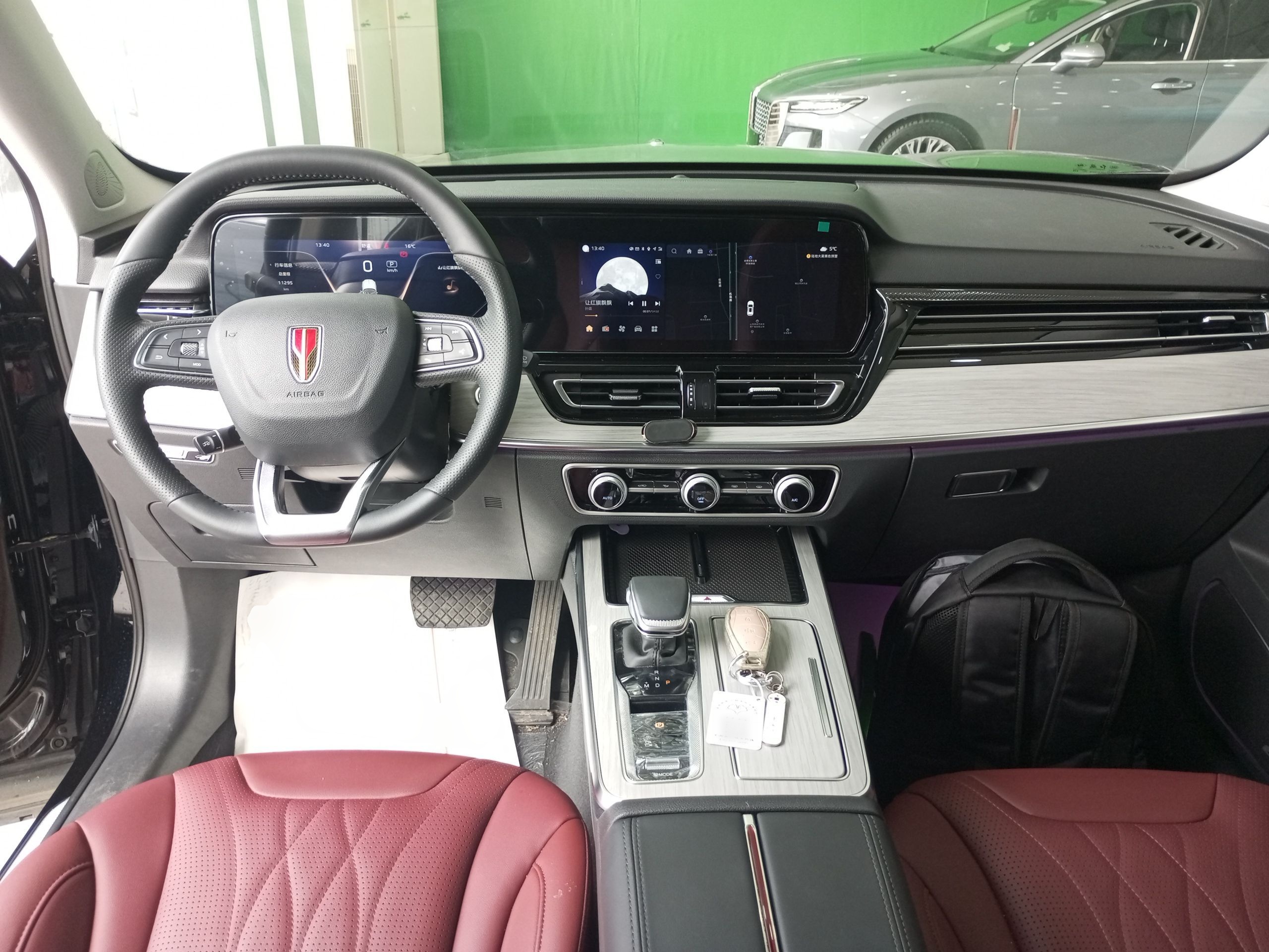 Hongqi HS5 2025 2.0T Two-Wheel Drive Flagship Pro Edition - Chinese Trim Xiang — снимка 12