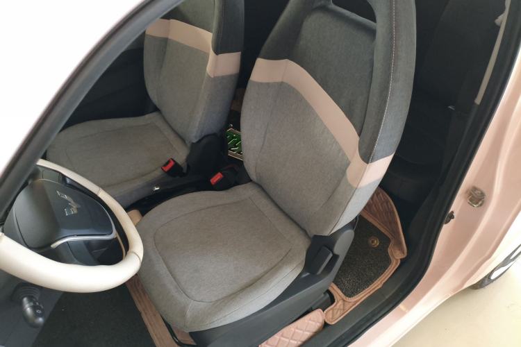 Used Wuling Hongguang MINIEV 2022 Macaron Premium Model – Lithium Iron Phosphate Left Rear Seat