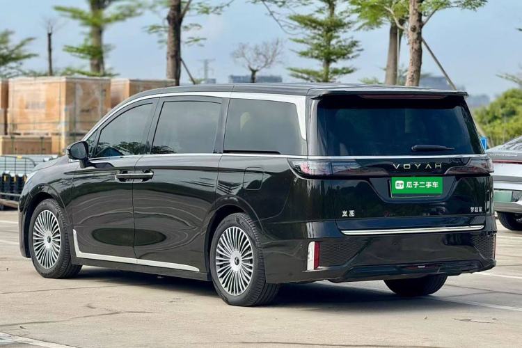 Used VOYAH Dream 2025 PHEV Four-Wheel-Drive Flagship Kunpeng Edition

