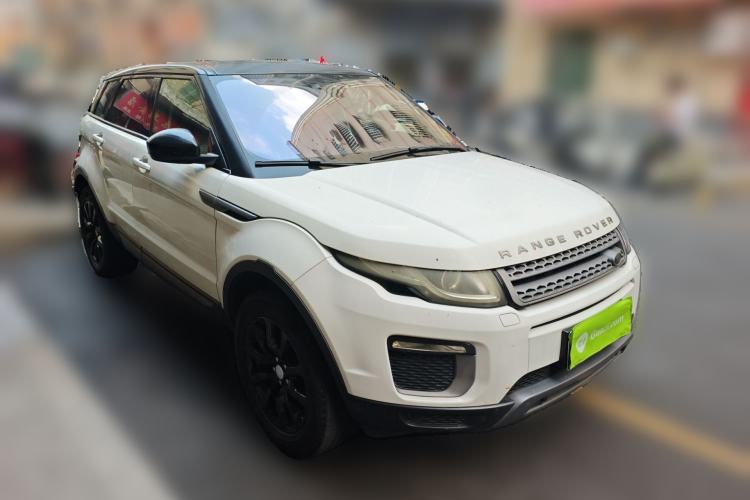 Used Land Rover Range Evoque 2016 2.0T PURE Style Edition Front Right 45 Deg