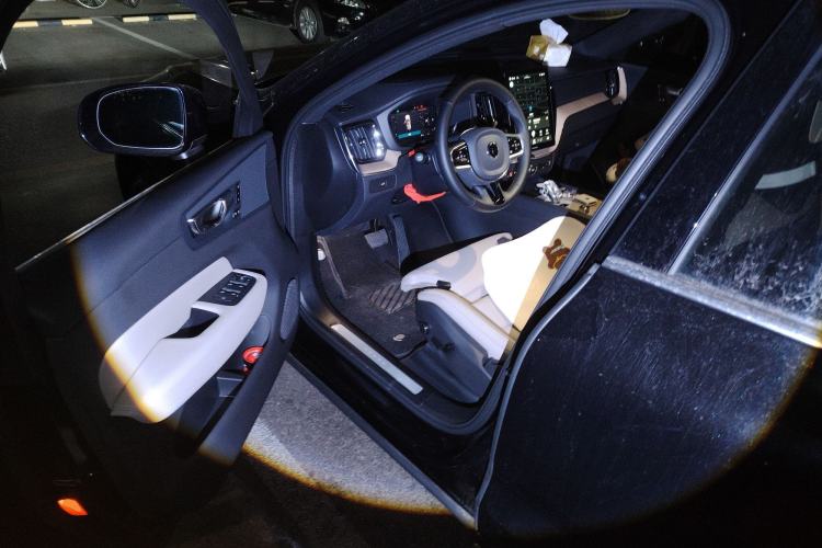 Used Volvo XC60 2026 B5 4x4 Smart Luxury Edition
