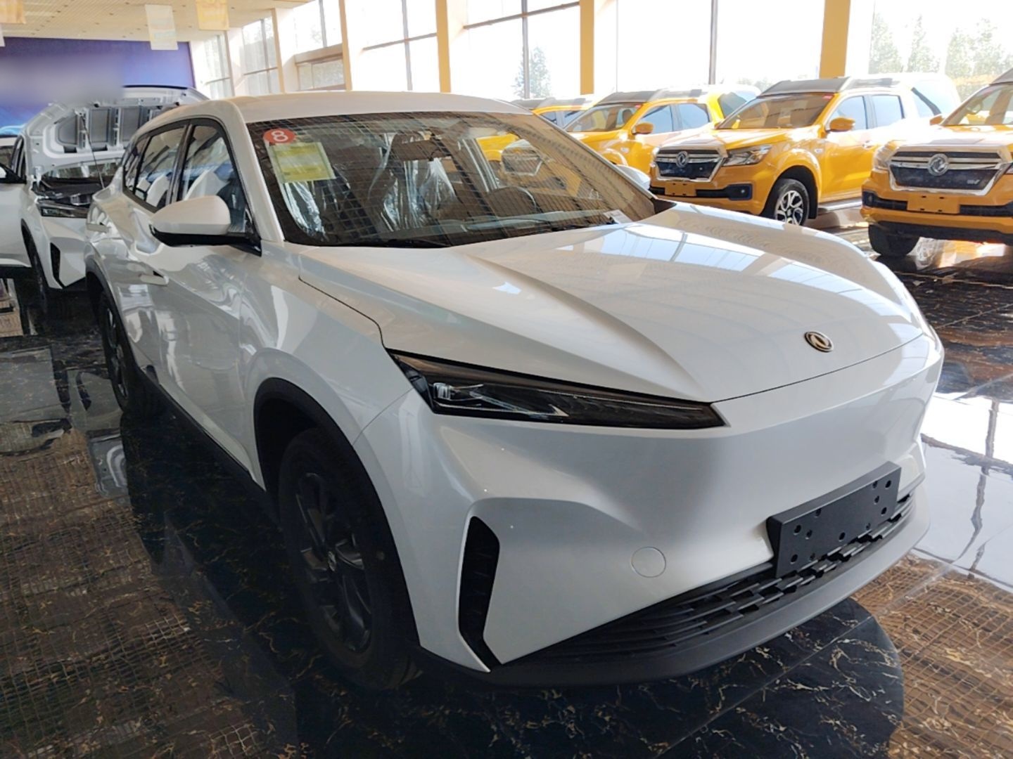 Dongfeng Aeolus SKY EV01 2025 530 km AIR Elite Edition — снимка 3