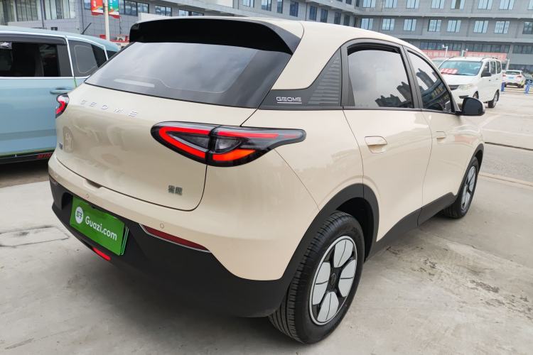 Used Geely Galaxy Geome 2025 410 km Free Version