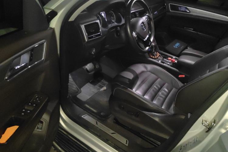 Used Volkswagen Teramont 2017 330TSI Two-Wheel-Drive Luxury Edition