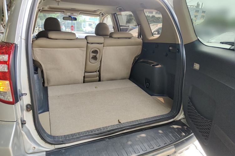 Used Toyota RAV4 2013 Special Edition 2.4L Automatic 4x4 Prestige Trunk