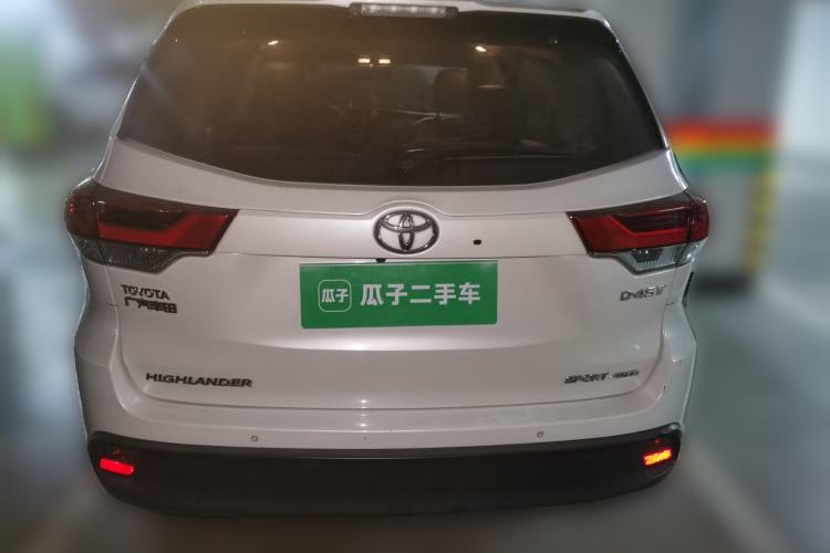 Used Toyota Highlander 2018 2.0T Four-Wheel Drive Prestige Version 7 Seats China V Emission Standard Rear