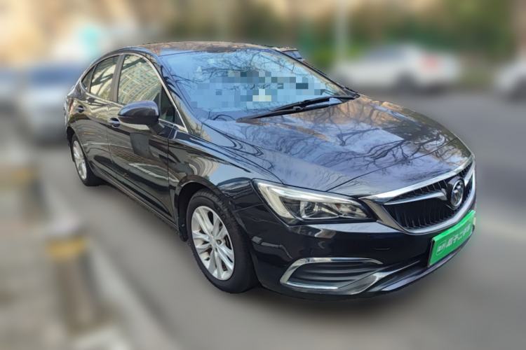 Used Buick Verano 2018 Sedan 20T Dual-Clutch Leading Model Front Right 45 Deg