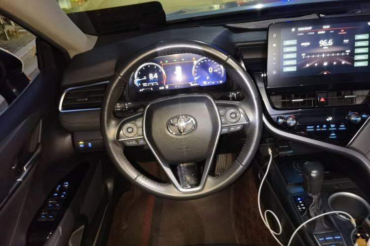Used Toyota Camry 2021 2.5G Luxury Edition
