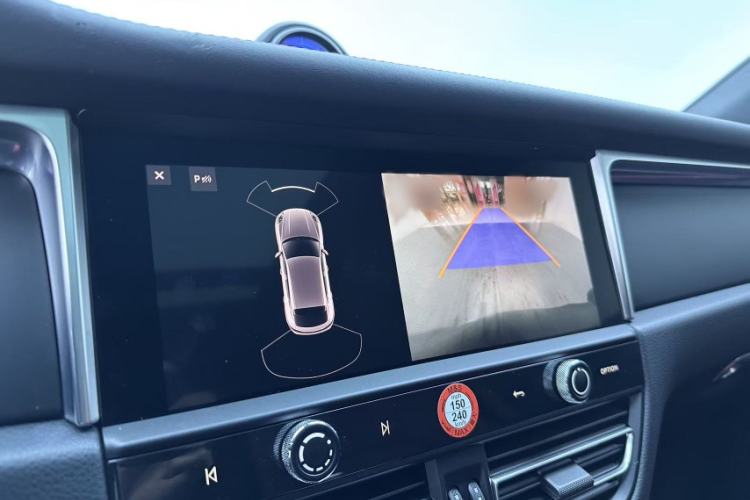 Used Porsche Macan 2022 Macan 2.0T Interior 7