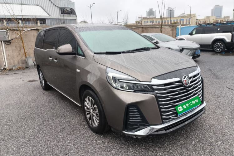 Used Buick GL8 2023 Land Executive Class Deluxe Model