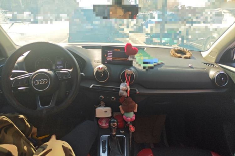 Used Audi Q2L 2018 35 TFSI Launch Exclusive Edition China V