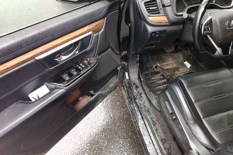 Used Honda CR-V 2019 Brilliant Edition Plus 240TURBO CVT Two-Wheel Drive Fashion Version China VI Emission Standard Driver Seat