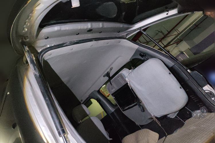 Used JAC Group Refine 2012 1.9T Shuttle Diesel Comfort Version HFC4DB1-2C Trunk