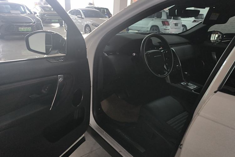 Used Land Rover Discovery Sport 2020 249 PS R-Dynamic Performance Edition Driver Seat