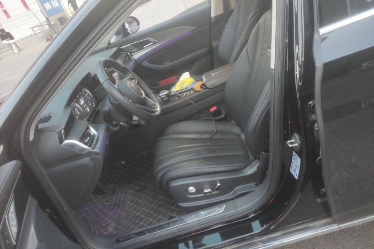 Used Hongqi H5 2024 2.0T Automatic Smart Connect Flagship Edition
