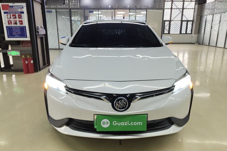 Used Buick Velite 6 2019 Connected Fashion Model

