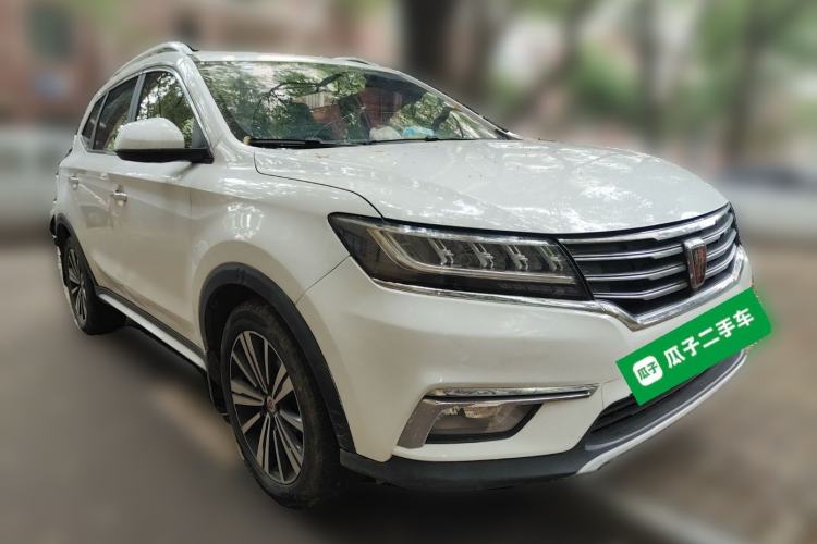 Used Roewe RX5 2019 20T Two-Wheel Drive Automatic 4G Connected Platinum Edition Front Right 45 Deg