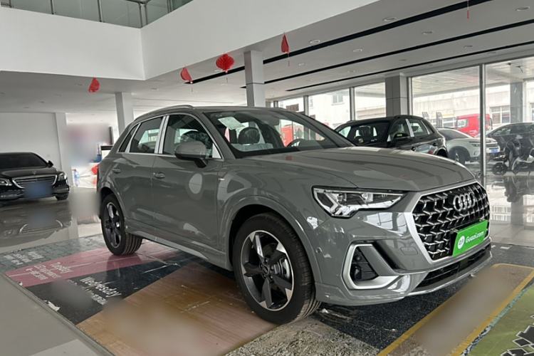 Used Audi Q3 2024 35 TFSI Stylish and Elegant Edition
