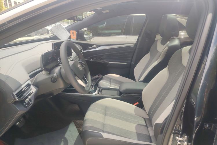 Used Volkswagen ID.4 CROZZ 2022 Long-Range PURE+ Edition