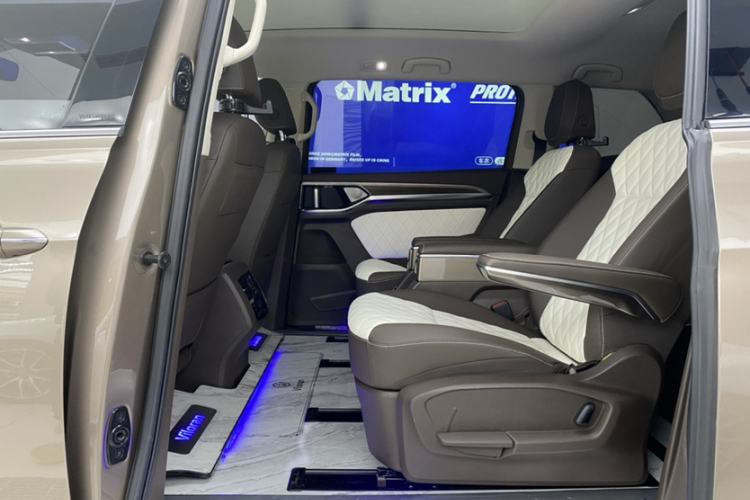 Used Volkswagen Viloran 2020 330TSI Business Edition Interior 6