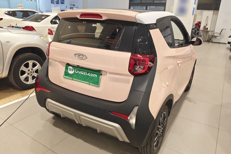 Used Chery QQ Little Ant 2022 Revised Version Sweet Pink Edition Half-Sugar Version Lithium Iron Phosphate 30.7 kWh 30 kW 301 km