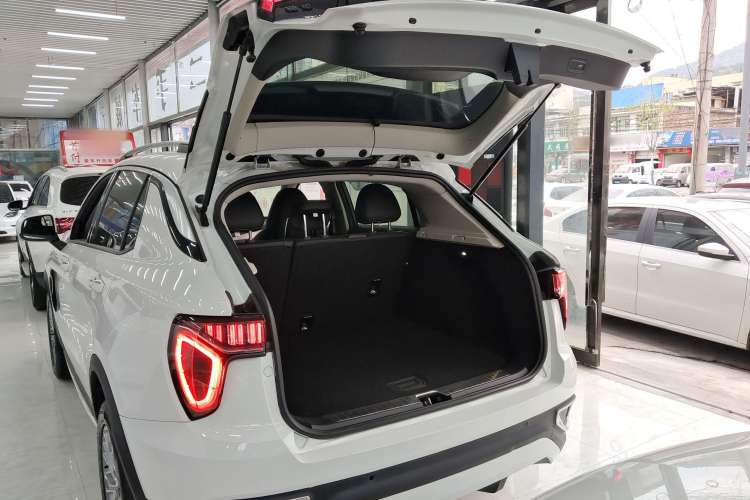 Used Lynk & Co 01 2017 2.0T Two-Wheel-Drive Version