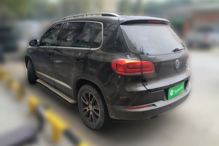 Used Volkswagen Tiguan 2013 2.0 TSI Automatic All-Wheel Drive Luxury Edition Rear Left 45 Deg