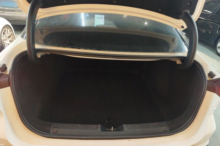 Used Geely Galaxy L6 2024 125km PLUS Dragon Edition Trunk