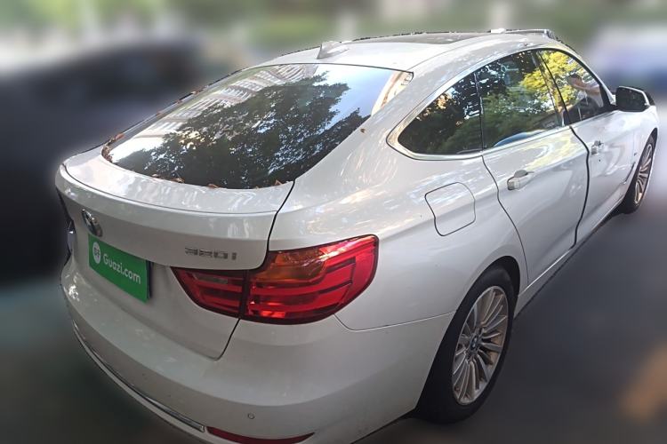 Used BMW 3 Series GT 2014 320i Leading Model Rear Right 45 Deg