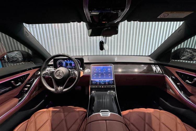 Used Mercedes-Benz Maybach S-Class 2021 S 480 4MATIC Interior 2