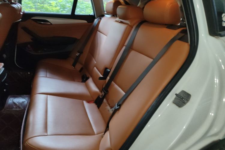 Used BMW X1 2013 sDrive18i Fashion Model
