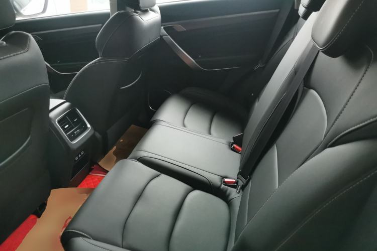 Used Farizon FX 2021 1.8T Smart Connect 5-Seater