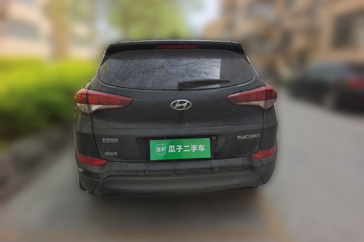 Used Hyundai Tucson 2015 2.0L Automatic Two-Wheel Drive Smart Version
