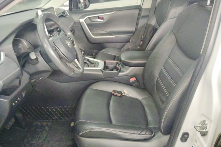 Used Toyota RAV4 2021 2.0L CVT 4x4 Style PLUS Edition