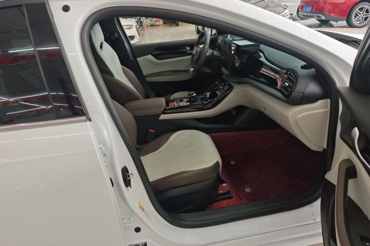 Used BYD Qin PLUS 2024 HONOR Edition DM-i 55KM Leading Model