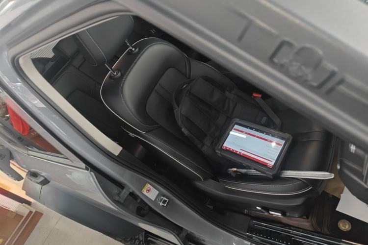 Used Tank 300 2023 2.0T Iron Rider 02
