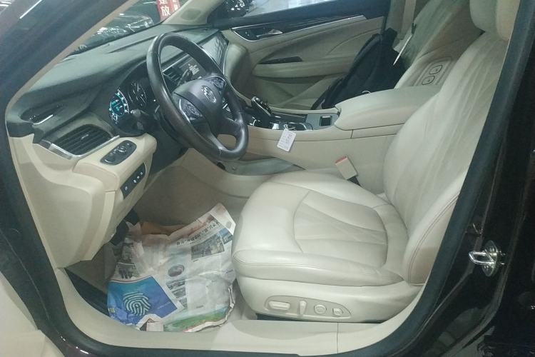 Used Buick LaCrosse 2018 28T Avenir
