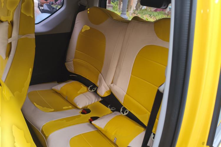 Used Wuling Hongguang MINIEV 2022 Macaron Premium Model – Lithium Ternary Battery Left Rear Seat