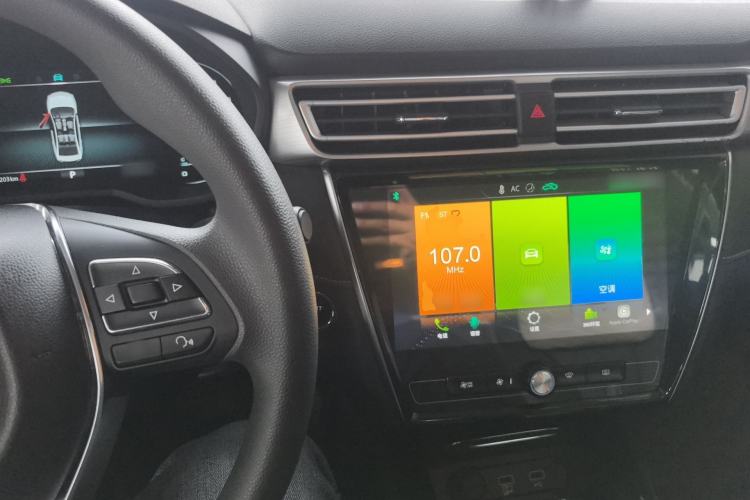 Used Roewe i5 2020 1.5L Automatic 4G Connect Luxury Flagship Edition