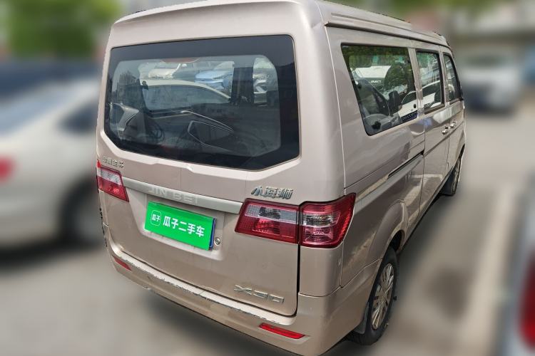 Used Jinbei Hiace X30 