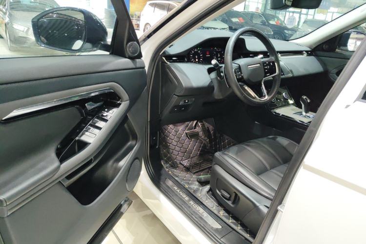 Used Land Rover Range Rover Evoque 2021 Range Rover Velar L 249PS R-Dynamic First Edition