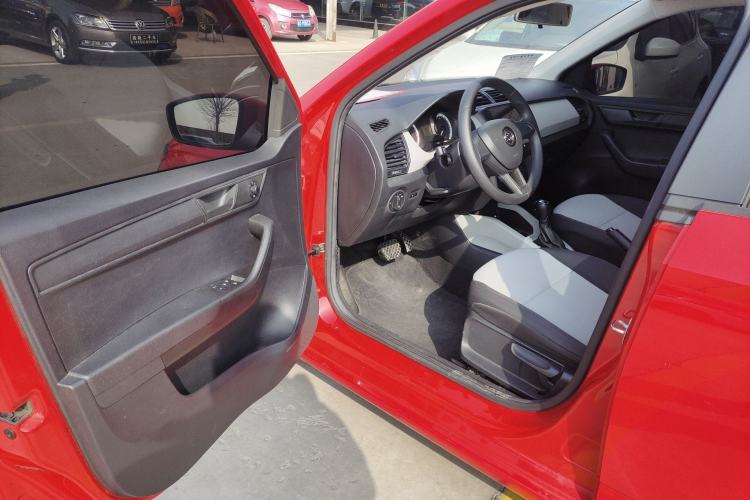 Used Skoda Fabia 2017 1.4L Automatic Car Enjoy Edition