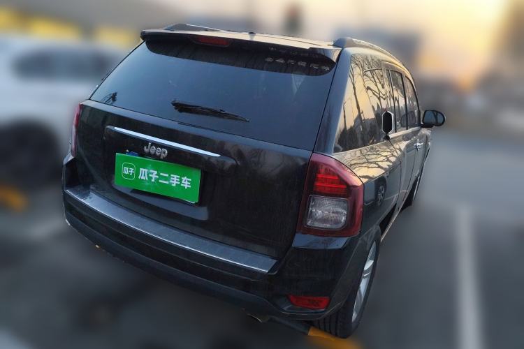 Used Jeep Compass 2013 2.4L four-wheel-drive sport version