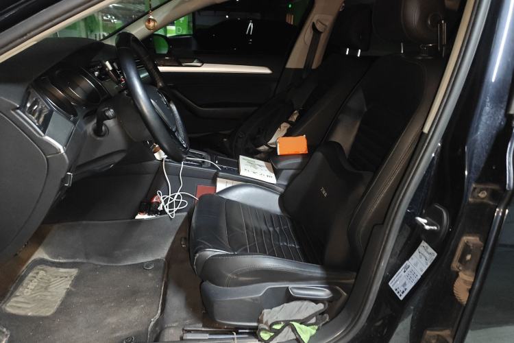 Used Volkswagen Magotan 2018 280TSI DSG Comfort Model
