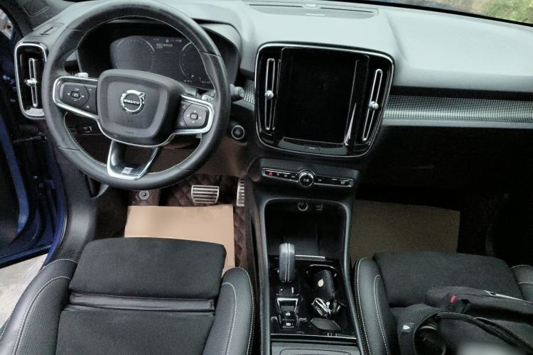 Used Volvo XC40 2020 T4 4x4 Smart Luxury Sport Edition