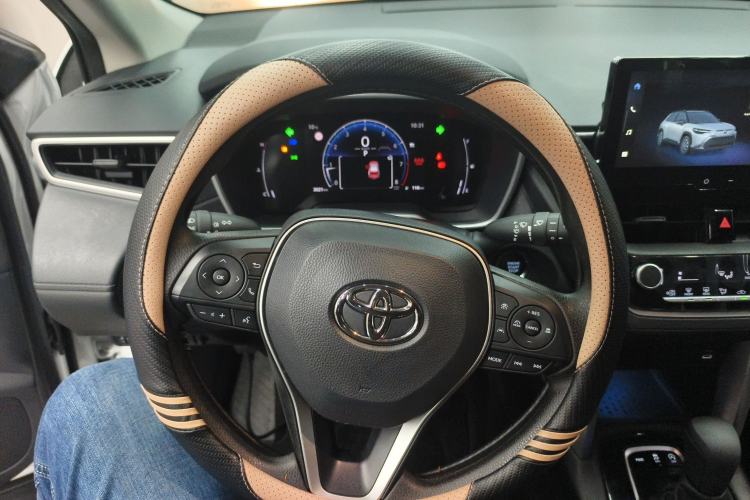 Used Toyota FRONTLANDER 2024 2.0L CVT Leading Plus Edition
