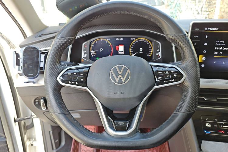 Used Volkswagen Tiguan L 2022 330TSI Automatic Two-Wheel Drive R-Line Enhanced Edition