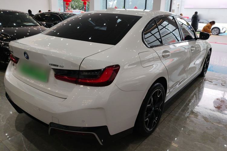 Used BMW i3 2023 eDrive 40 L Midnight Edition
