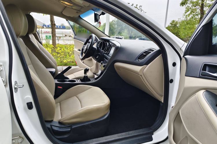 Used Kia K5 2014 2.0L Manual GL