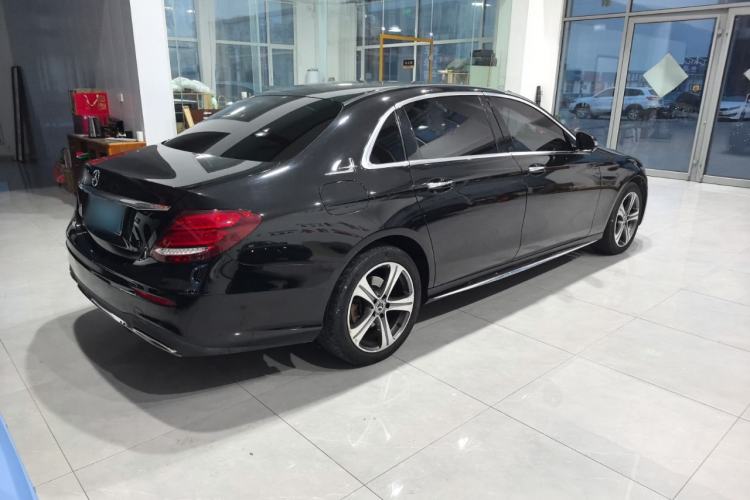 Used Mercedes-Benz E-Class 2016 E 200 L Sport Edition Exterior 3